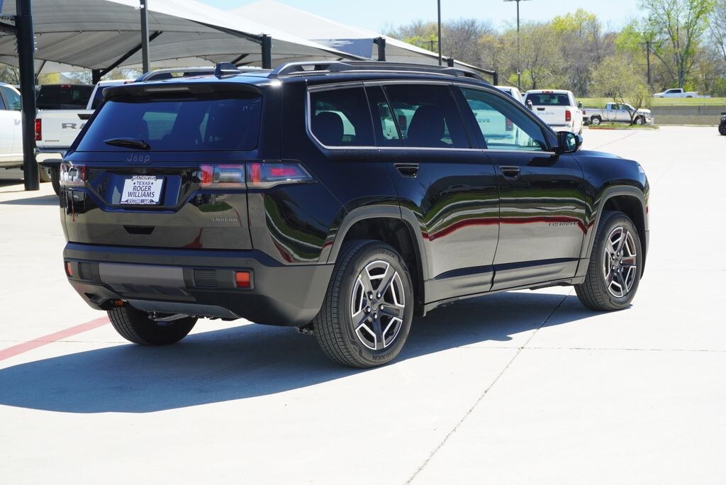 New 2026 Jeep Cherokee Laredo Sport Utility
