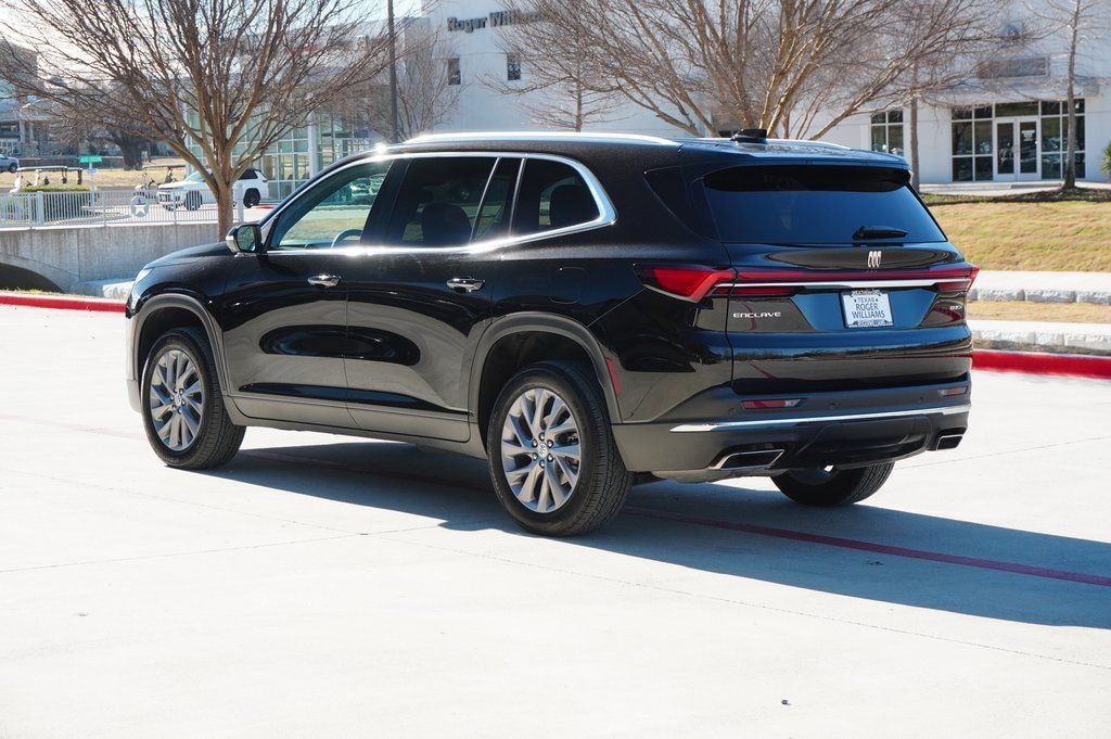 Used 2025 Buick Enclave Preferred SUV