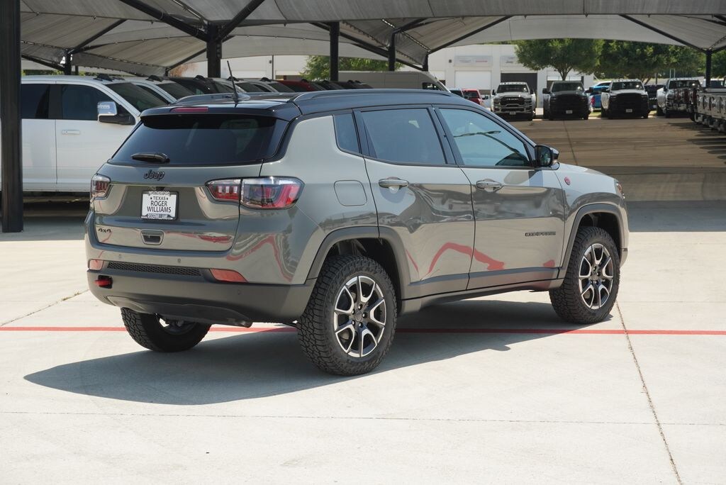 New 2026 Jeep Compass Trailhawk Sport Utility