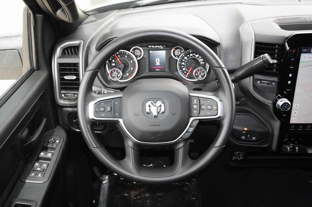 2025 RAM 2500 Tradesman - Photo 8