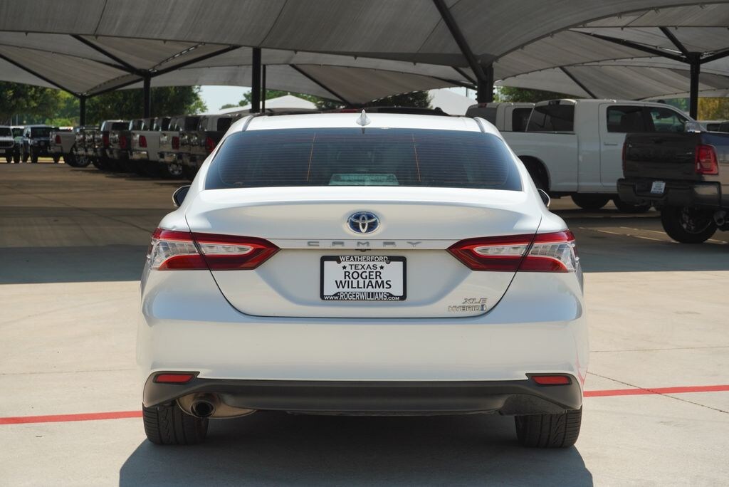 Used 2020 Toyota Camry Hybrid XLE Sedan