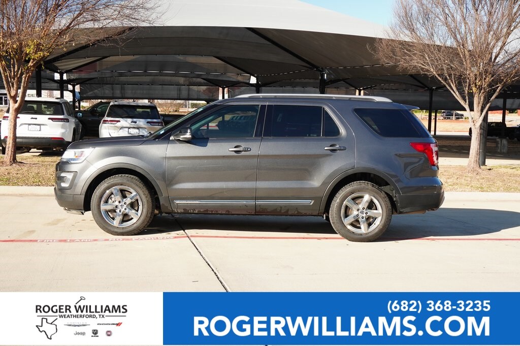 Used 2017 Ford Explorer XLT SUV