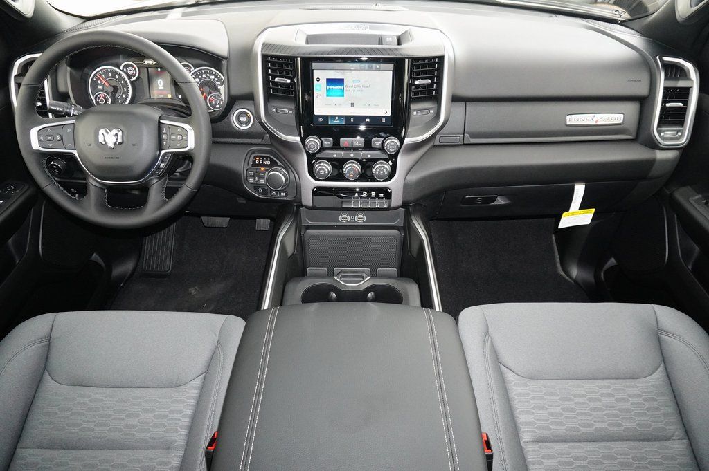 2025 RAM 1500 Big Horn/Lone Star - Photo 9
