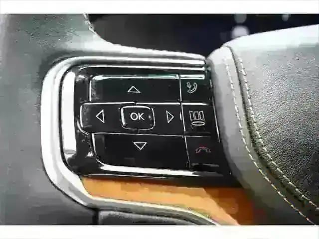 2022 Jeep Grand Wagoneer Series III - Photo 17