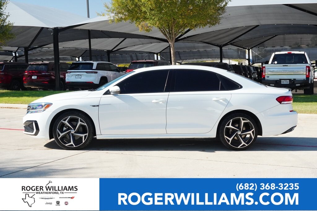 Used 2022 Volkswagen Passat 2.0T R-Line Sedan