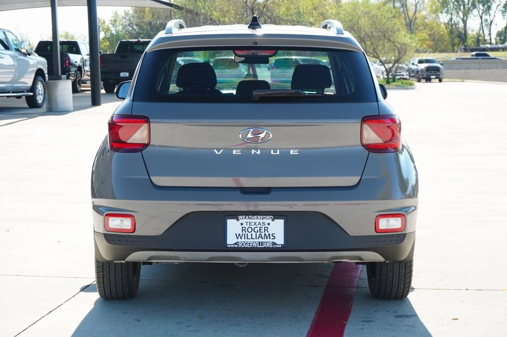 Used 2021 Hyundai Venue SEL SUV