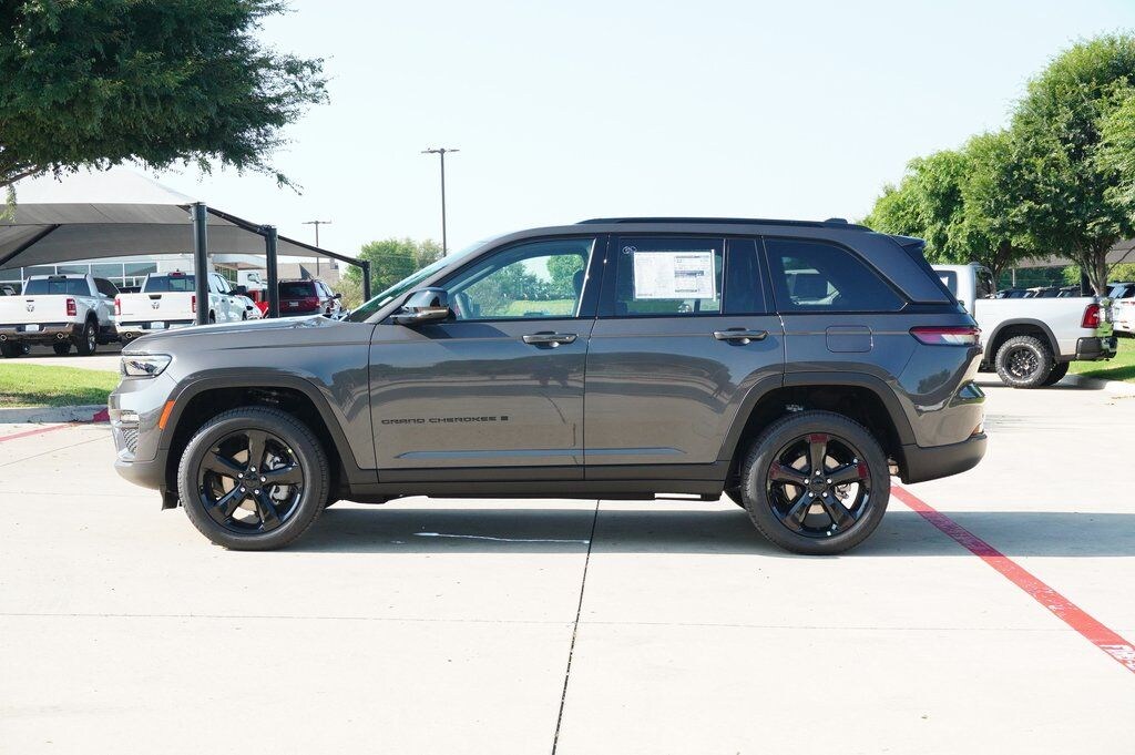 New 2025 Jeep Grand Cherokee Limited Sport Utility
