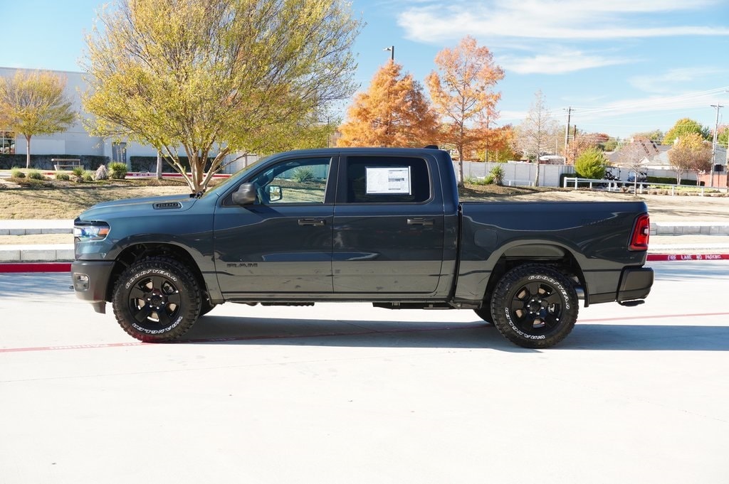 New 2026 Ram 1500 WARLOCK CREW CAB 4X4 5'7 BOX Pickup