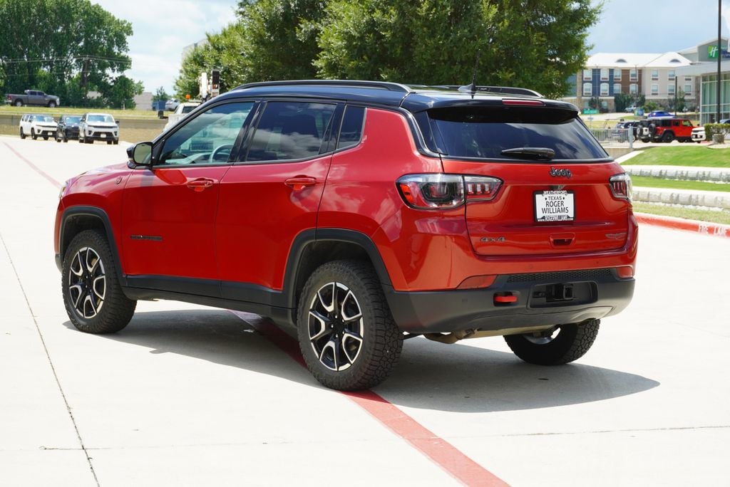 Used 2024 Jeep Compass Trailhawk SUV