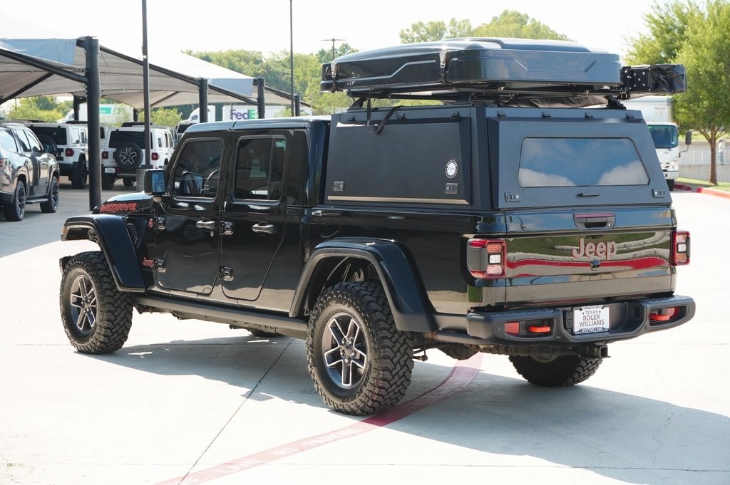 Used 2024 Jeep Gladiator Mojave Truck