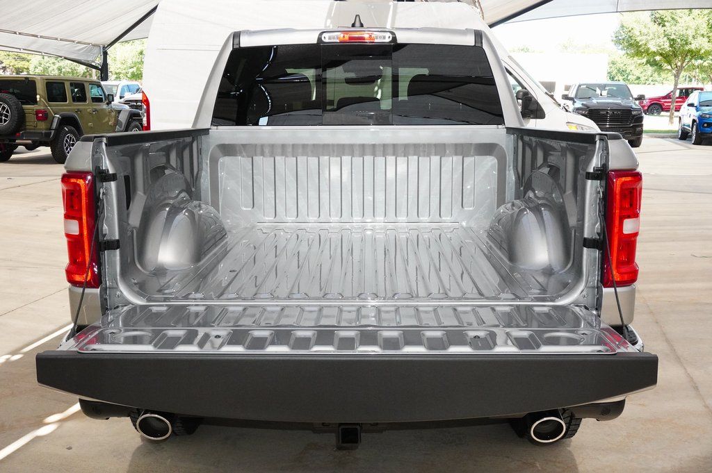 2025 RAM 1500 Big Horn/Lone Star - Photo 12