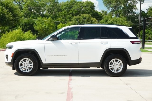 Used 2023 Jeep Grand Cherokee Laredo with VIN 1C4RJGAG1P8779588 for sale in Weatherford, TX