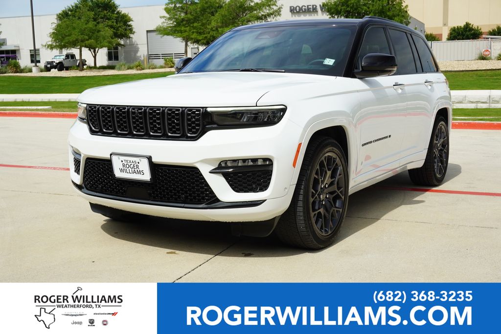 2025 Jeep Grand Cherokee Summit Reserve 4x4's photo
