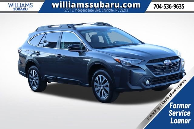2025 Subaru Outback Premium's photo