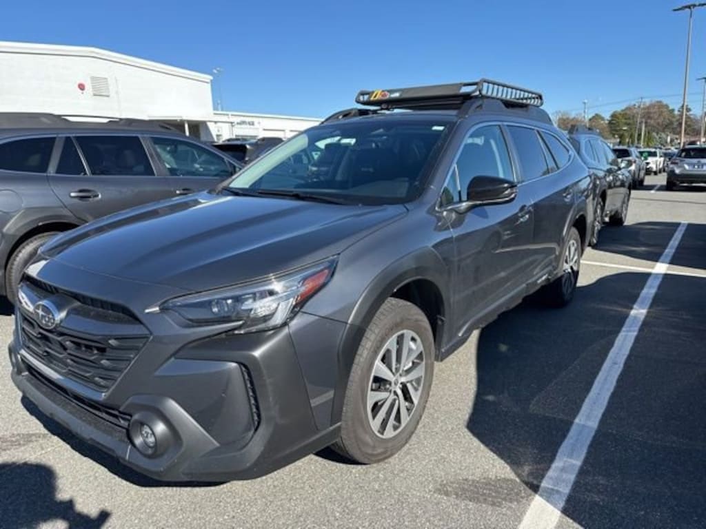 Used 2023 Subaru Outback Premium Premium CVT