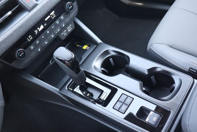 2026 Subaru Outback Limited - Photo 16