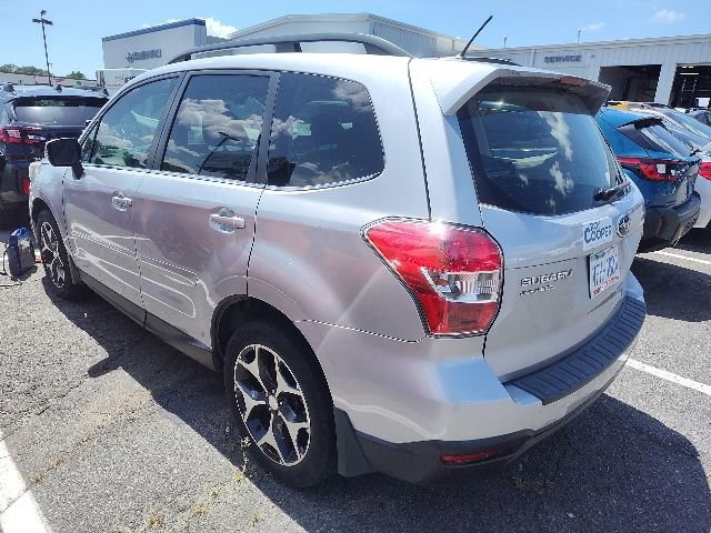 2014 Subaru Forester 2.0XT Touring photo 2