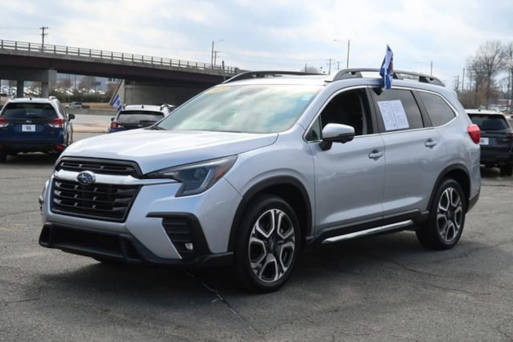 Used 2023 Subaru Ascent Limited Limited 8-Passenger