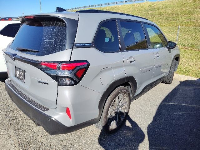 2025 Subaru Forester Touring photo 2