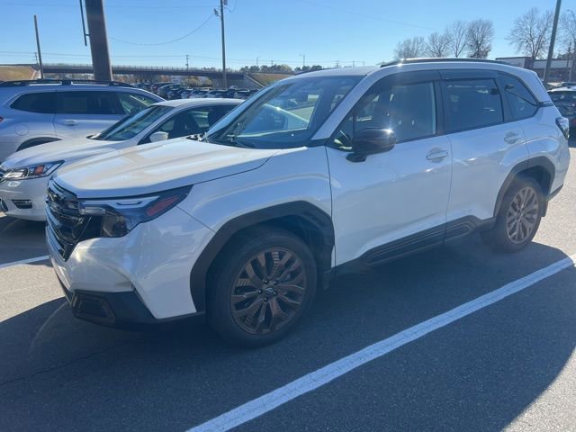 2025 Subaru Forester Sport photo 3