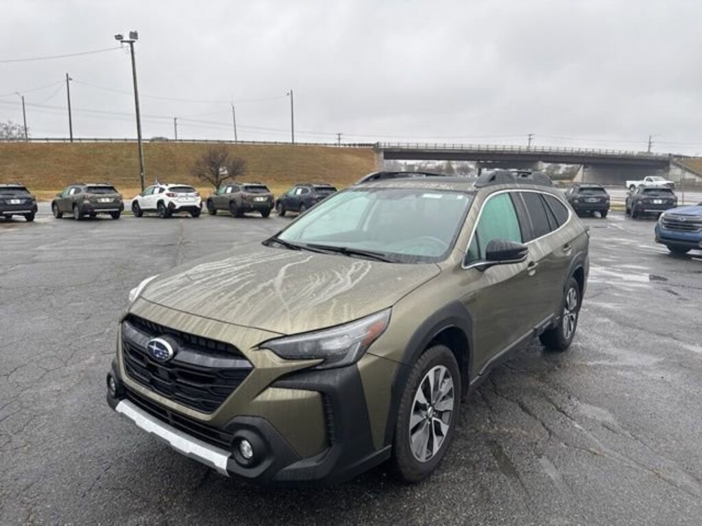Used 2025 Subaru Outback Limited Limited AWD