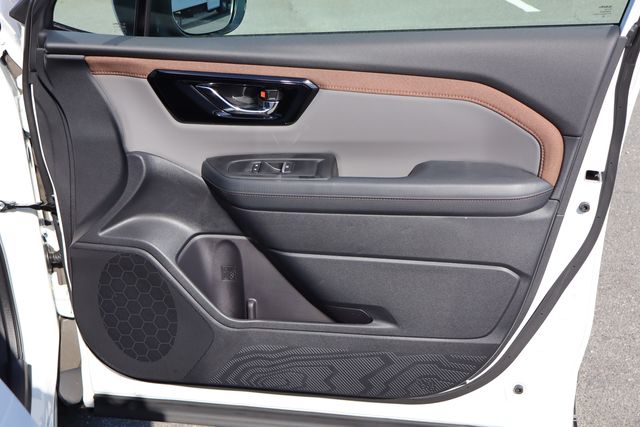 2026 Subaru Forester Sport - Photo 22