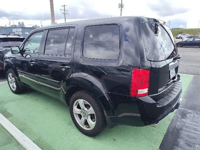2015 Honda Pilot EX-L photo 2