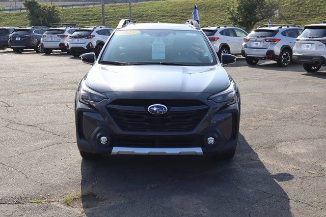 2025 Subaru Outback Limited photo 2