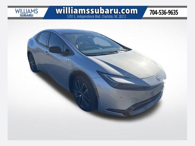 2024 Toyota Prius Limited's photo