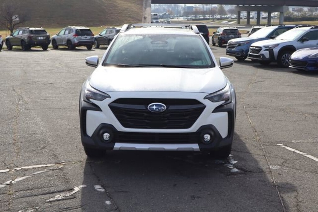 Used 2025 Subaru Outback Touring Touring AWD