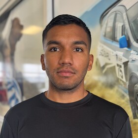 Staff member Sleiter Buitrago from ID_19c722a24e8a