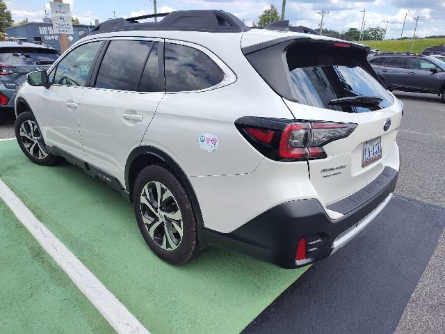 2020 Subaru Outback Limited photo 2