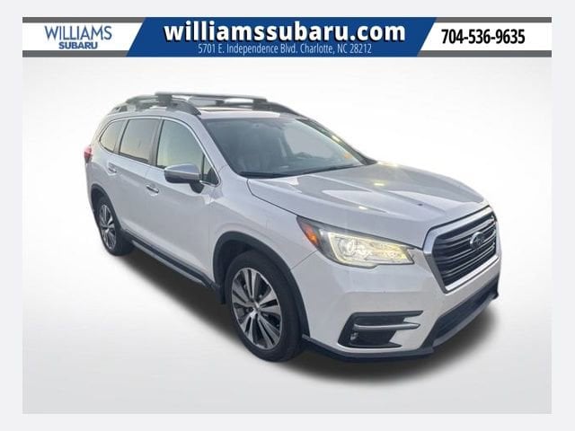 2019 Subaru Ascent Touring's photo