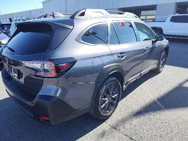 2025 Subaru Outback Onyx Edition photo 4