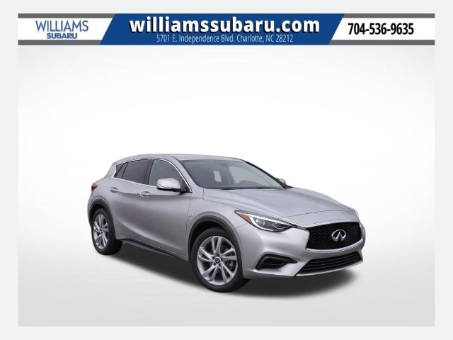 2017 INFINITI QX30 Base