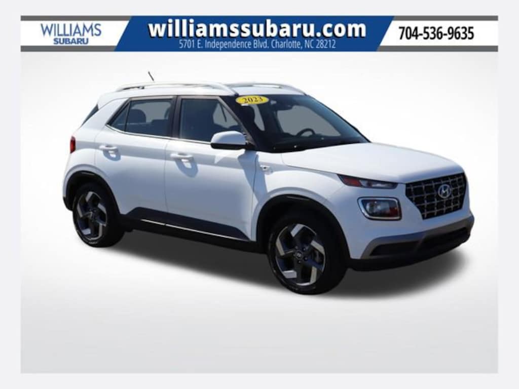 Used 2023 Hyundai Venue SEL SEL IVT
