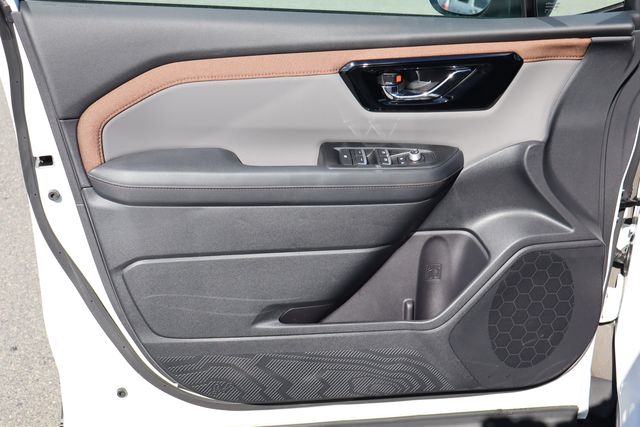 2026 Subaru Forester Sport - Photo 9
