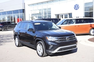 2022 Volkswagen Atlas 3.6L V6 SE w/Technology