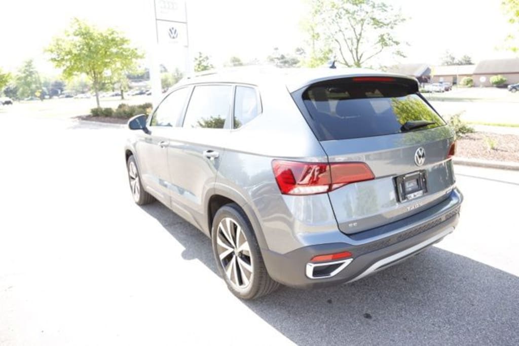 Used 2022 Volkswagen Taos 1.5T SE SUV