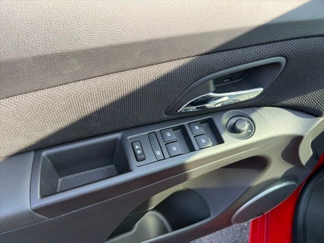 2016 Chevrolet Cruze Limited 1LT - Photo 7