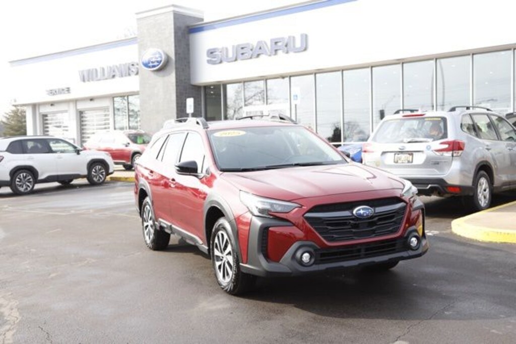 Used 2025 Subaru Outback Premium SUV