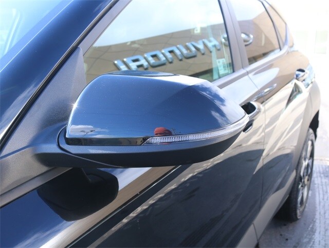 2024 Hyundai Kona SEL photo 12