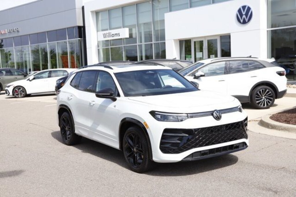 New 2026 Volkswagen Tiguan 2.0T SE R-Line Black SUV