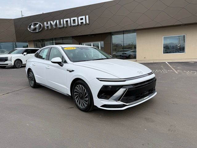 2024 Hyundai Sonata Hybrid Sedan 