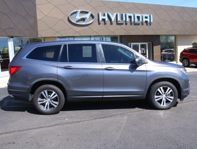 2016 Honda Pilot EX-L photo 2