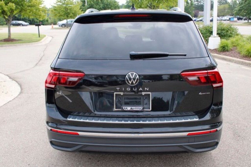 Used 2023 Volkswagen Tiguan 2.0T SE SUV