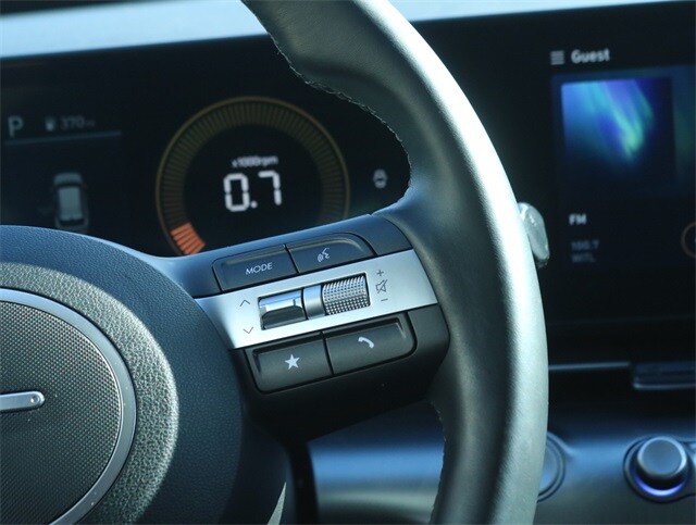 2024 Hyundai Kona SEL photo 20