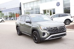 2025 Volkswagen Atlas 2.0T Peak Edition SUV