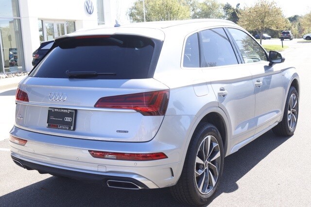 2025 Audi Q5 45 S line Premium Plus photo 3