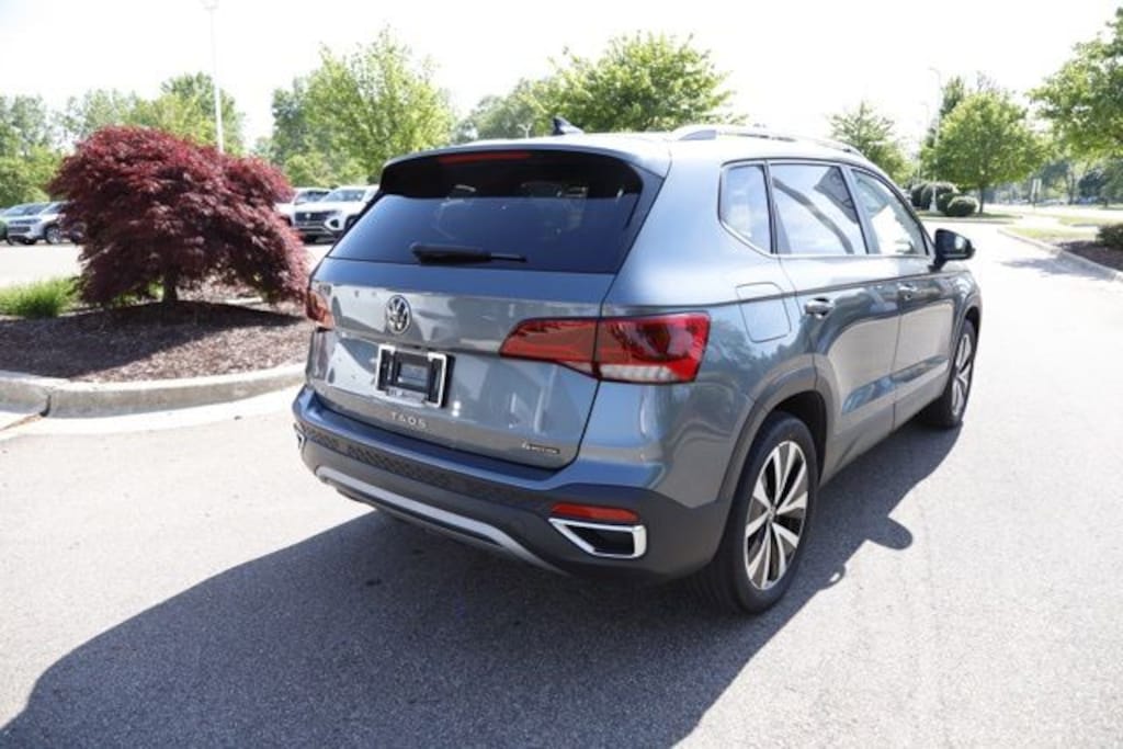 Used 2022 Volkswagen Taos 1.5T SE SUV
